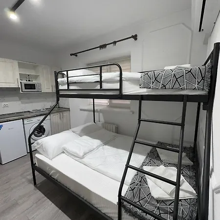 Apartment Small House Chisinau